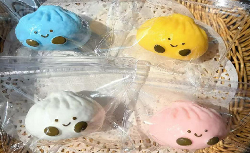 SQUISHY TOY